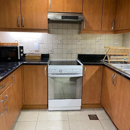 Metro Premium Location Spacious 2 Bedroom Apartment Right Next To The Metro Dubai Buitenkant foto
