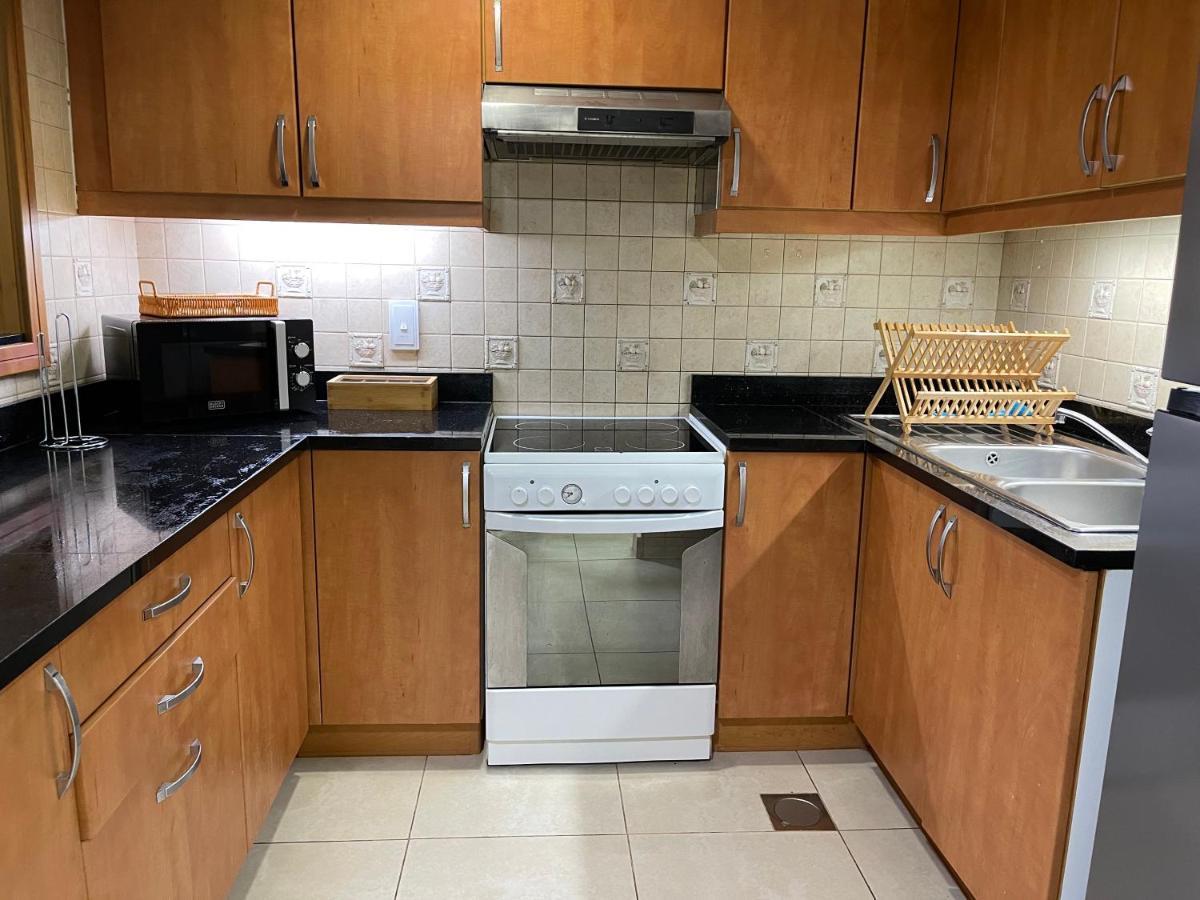 Metro Premium Location Spacious 2 Bedroom Apartment Right Next To The Metro Dubai Buitenkant foto