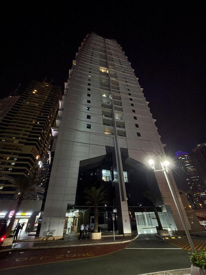 Metro Premium Location Spacious 2 Bedroom Apartment Right Next To The Metro Dubai Buitenkant foto